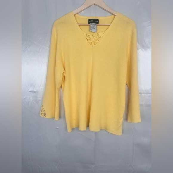 Sag Harbor Yellow Sweater with Crochet V-Neck - Picture 1 of 10